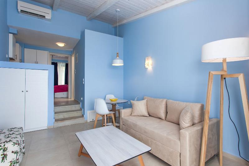 נאה פוטידאה Elpiniki Luxury Apartments מראה חיצוני תמונה